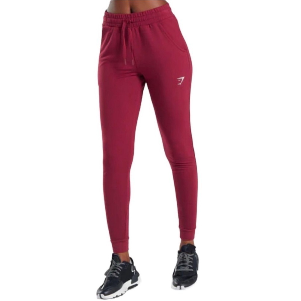 (NWT) GymShark Women’s Pippa Burgundy Training Joggers